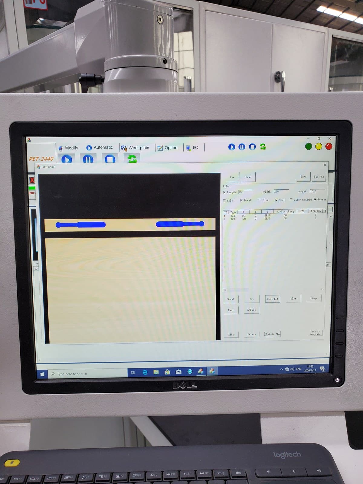 PET-2440 operator programming software showing the active work plan