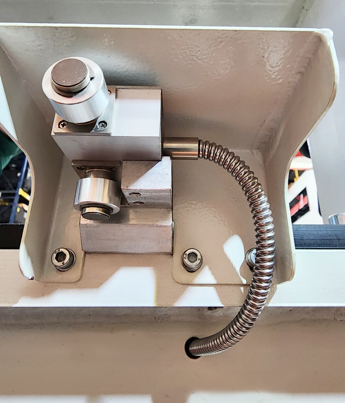 OVVO tool touch-off device