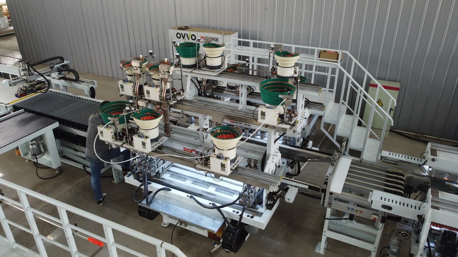 Component view of the vibratory bowl feeders