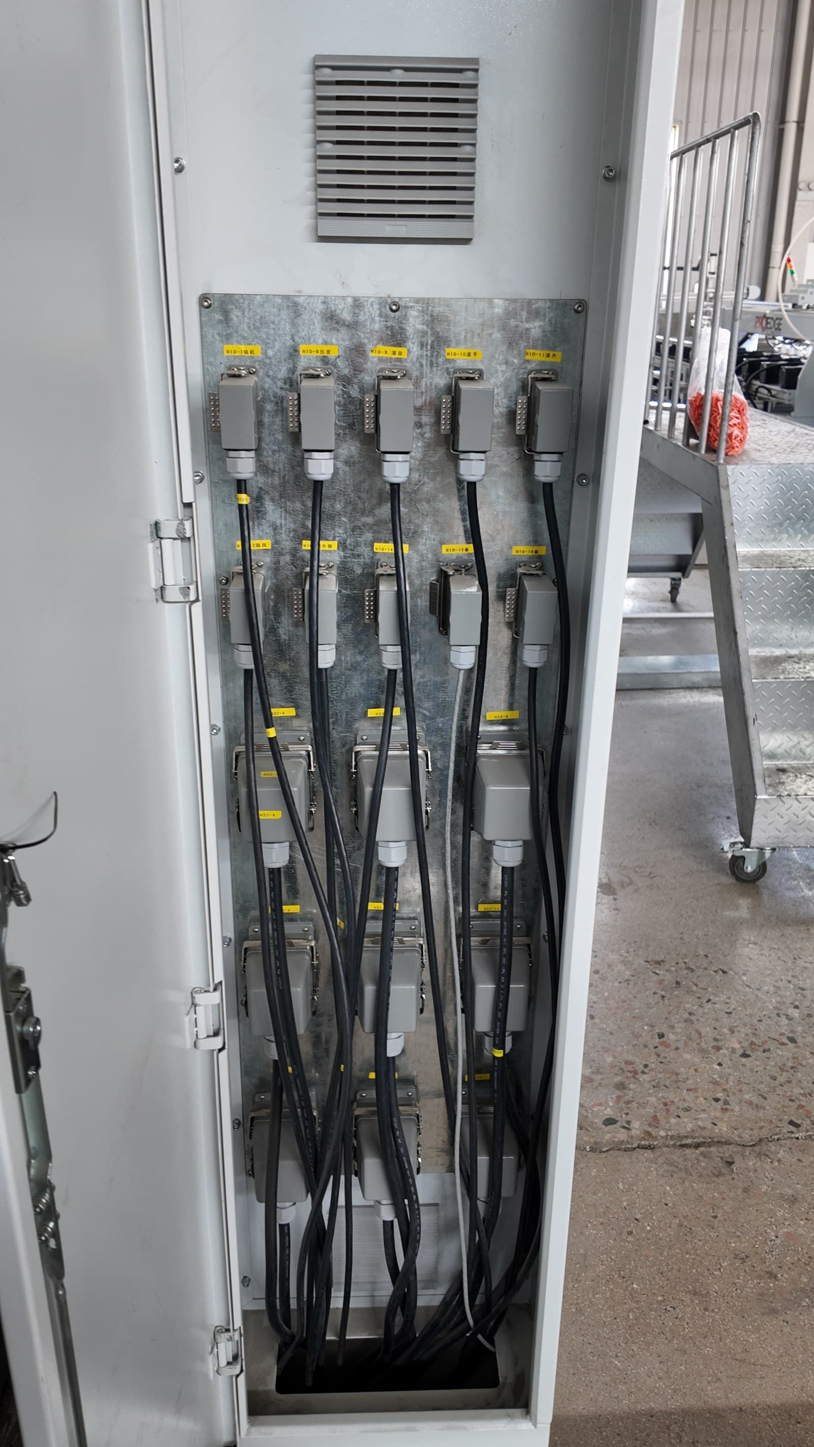 OVVO High Speed Line control panel, third view